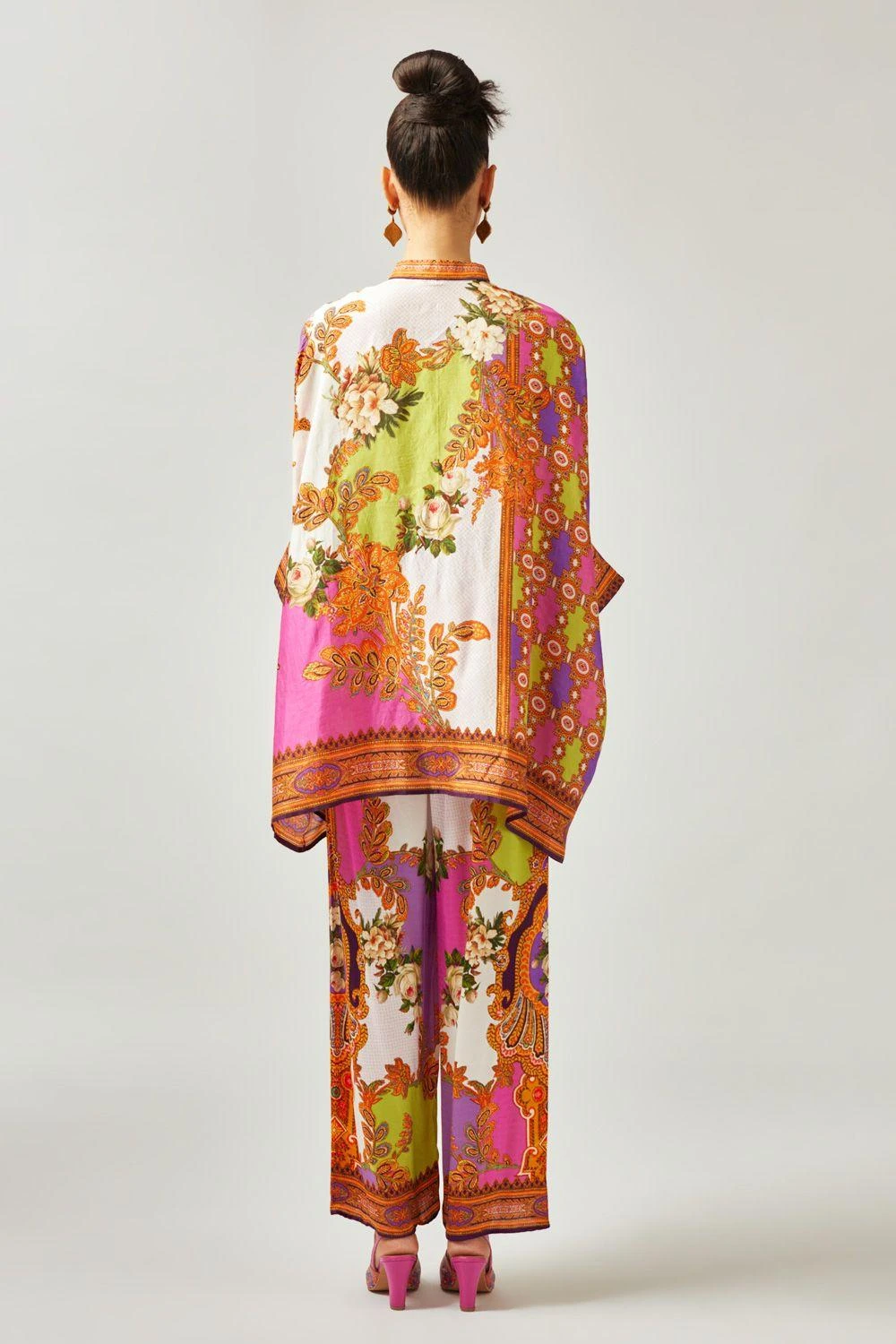 Rajdeep Ranawat Pink Band Collar Floral Tunic 7 Rajdeep Ranawat Pink Band Collar Floral Tunic - Image 5