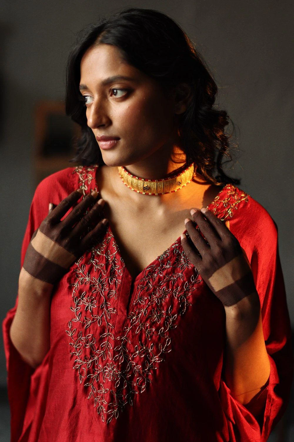 Shorshe Ruby Red Nushka Kaftan Set 5 Shorshe Ruby Red Nushka Kaftan Set - Image 3