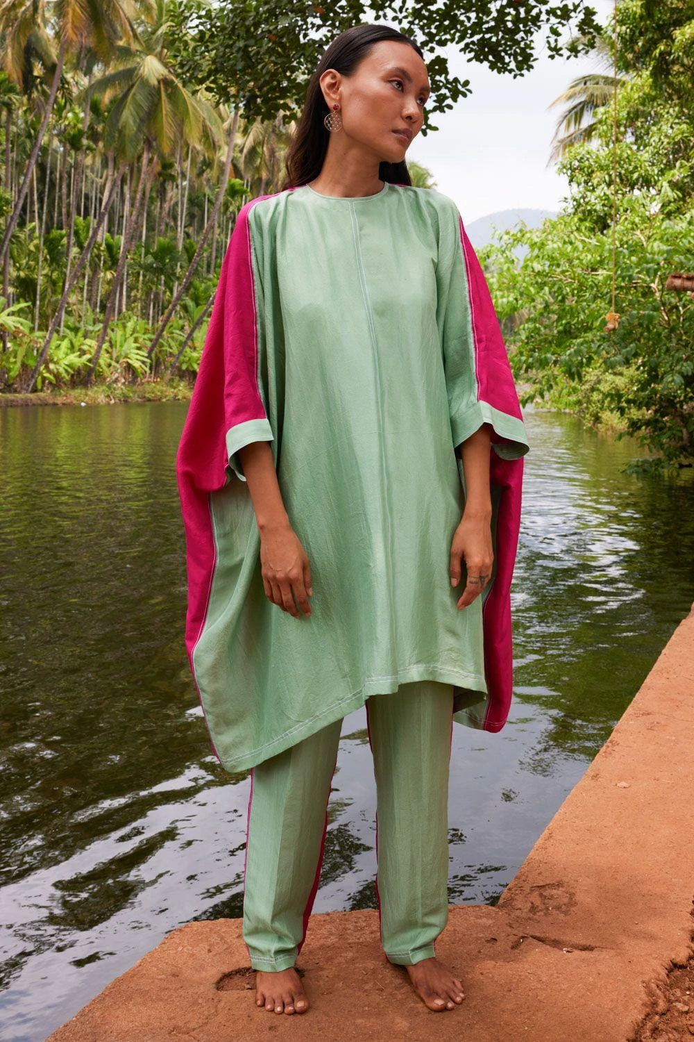 Twinkle Hanspal Marina Colour Blocked Kaftan Set 4 Twinkle Hanspal Marina Colour Blocked Kaftan Set - Image 2