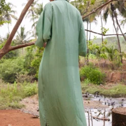 Twinkle Hanspal Alesso Boxy Kaftan 7 Twinkle Hanspal Alesso Boxy Kaftan -Textalux Sales 10723th36 3