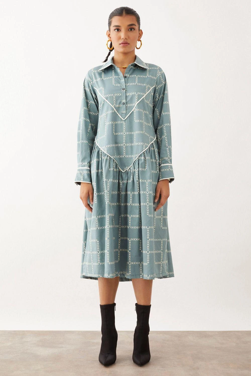 SNOB Nessa Chevron Printed Tiered Dress 3 SNOB Nessa Chevron Printed Tiered Dress