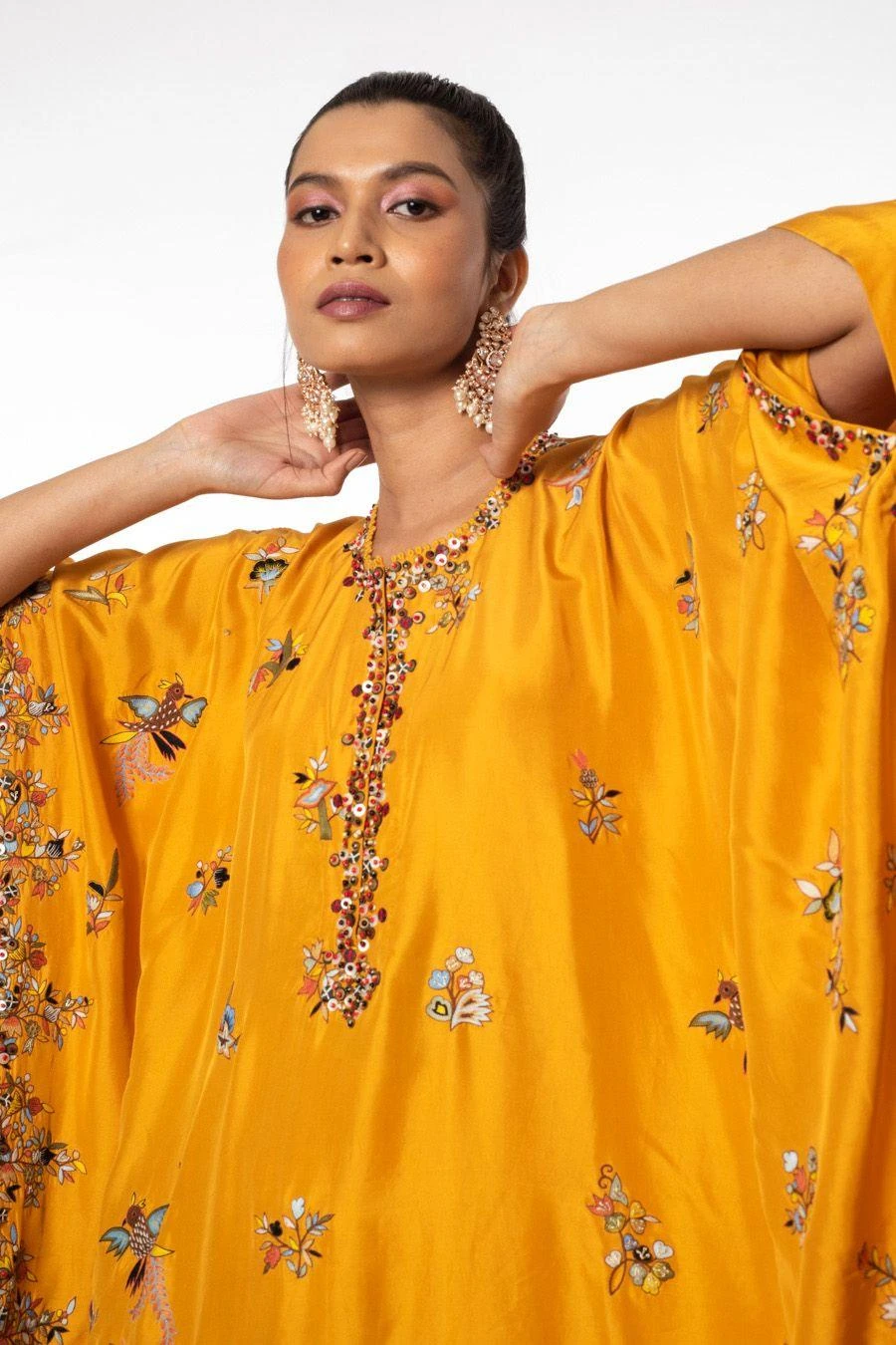 Anamika Khanna Yellow Embroidered Kaftan Set 6 Anamika Khanna Yellow Embroidered Kaftan Set - Image 4