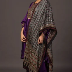 Prahnaaya Purple Hand Embroidered Ajrakh Patch Kurta Set 8 Prahnaaya Purple Hand Embroidered Ajrakh Patch Kurta Set -Textalux Sales 118prac3 2
