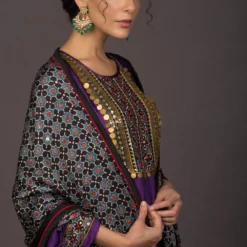 Prahnaaya Purple Hand Embroidered Ajrakh Patch Kurta Set 9 Prahnaaya Purple Hand Embroidered Ajrakh Patch Kurta Set -Textalux Sales 118prac3 3