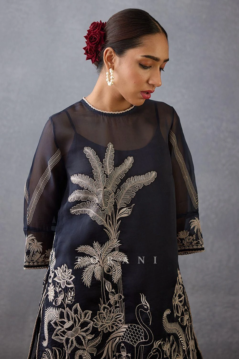 Torani Raat Rani Sharbati Kurta Set 5 Torani Raat Rani Sharbati Kurta Set - Image 3