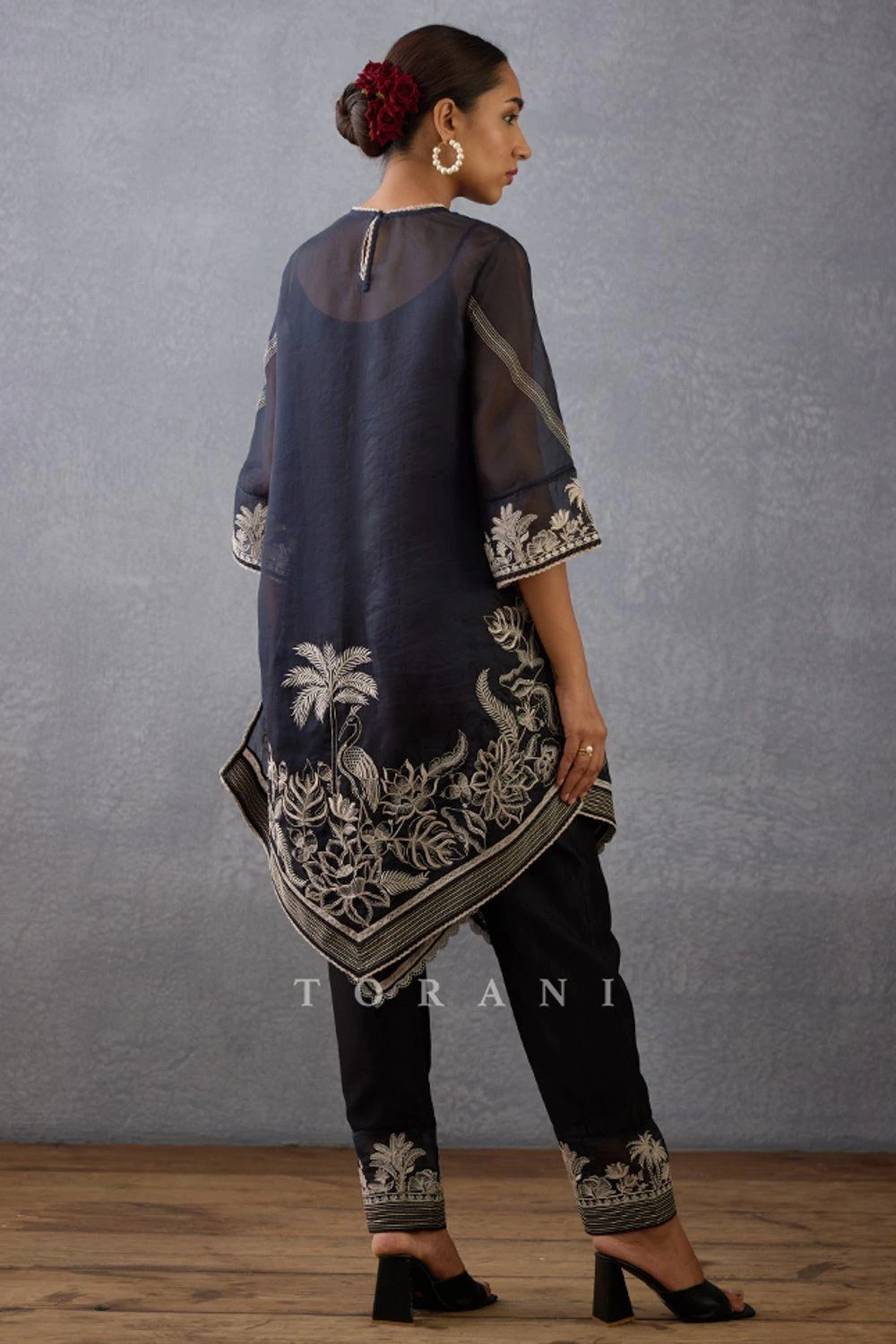 Torani Raat Rani Sharbati Kurta Set 6 Torani Raat Rani Sharbati Kurta Set - Image 4