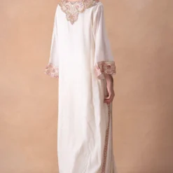 Anamika Khanna Ethereal Ivory Floral & Sequin Kurta-Skirt Set -Textalux Sales 12124ak40 5