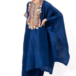 Anamika Khanna Navy Blue Embroidered Kurta Set 9 Anamika Khanna Navy Blue Embroidered Kurta Set -Textalux Sales 128ak2 3