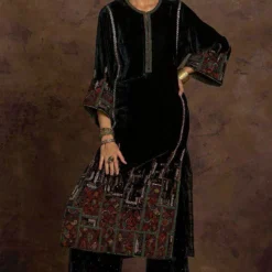 Sunira Designs Teal Rushaan Velvet Phiran Kurta 10 Sunira Designs Teal Rushaan Velvet Phiran Kurta -Textalux Sales 1611sun3 3