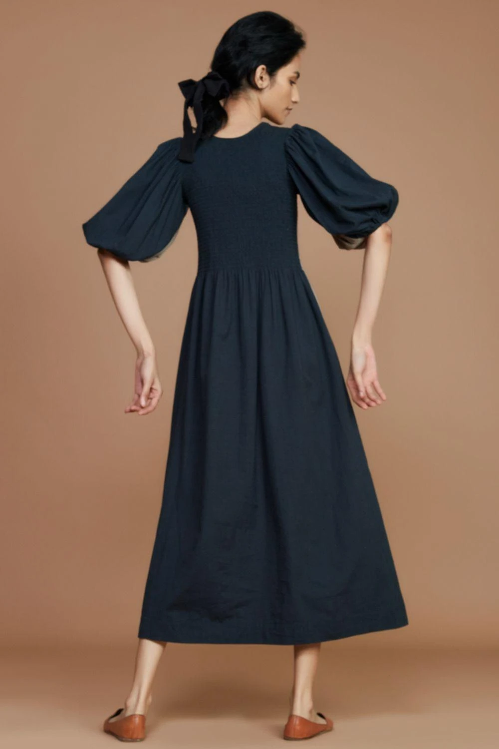 Mati Reversible Smocked Balloon Sleeve Dress 5 Mati Reversible Smocked Balloon Sleeve Dress - Image 3