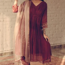 Sarang Kaur Maroon Noor Kurta Set 12 Sarang Kaur Maroon Noor Kurta Set -Textalux Sales 1712sk23 5