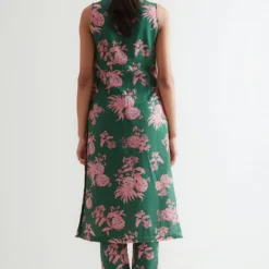 Kshitij Jalori Bentota Green Kurta Set 9 Kshitij Jalori Bentota Green Kurta Set -Textalux Sales 18004 18102 gp 4 2