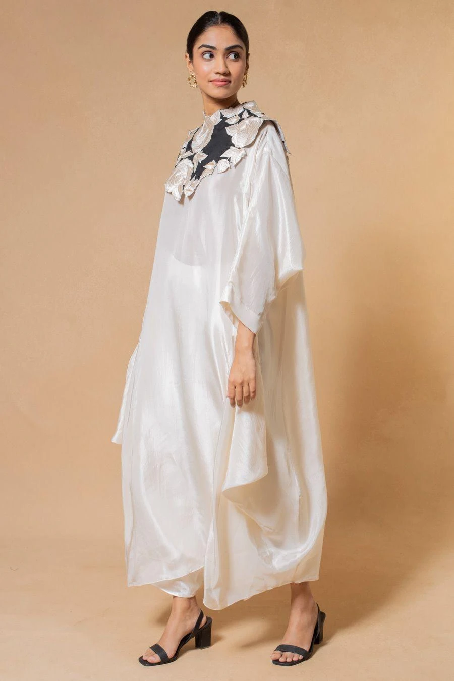 Aikeyah Reem Floral Embellished Cowl Kurta Set 4 Aikeyah Reem Floral Embellished Cowl Kurta Set - Image 2