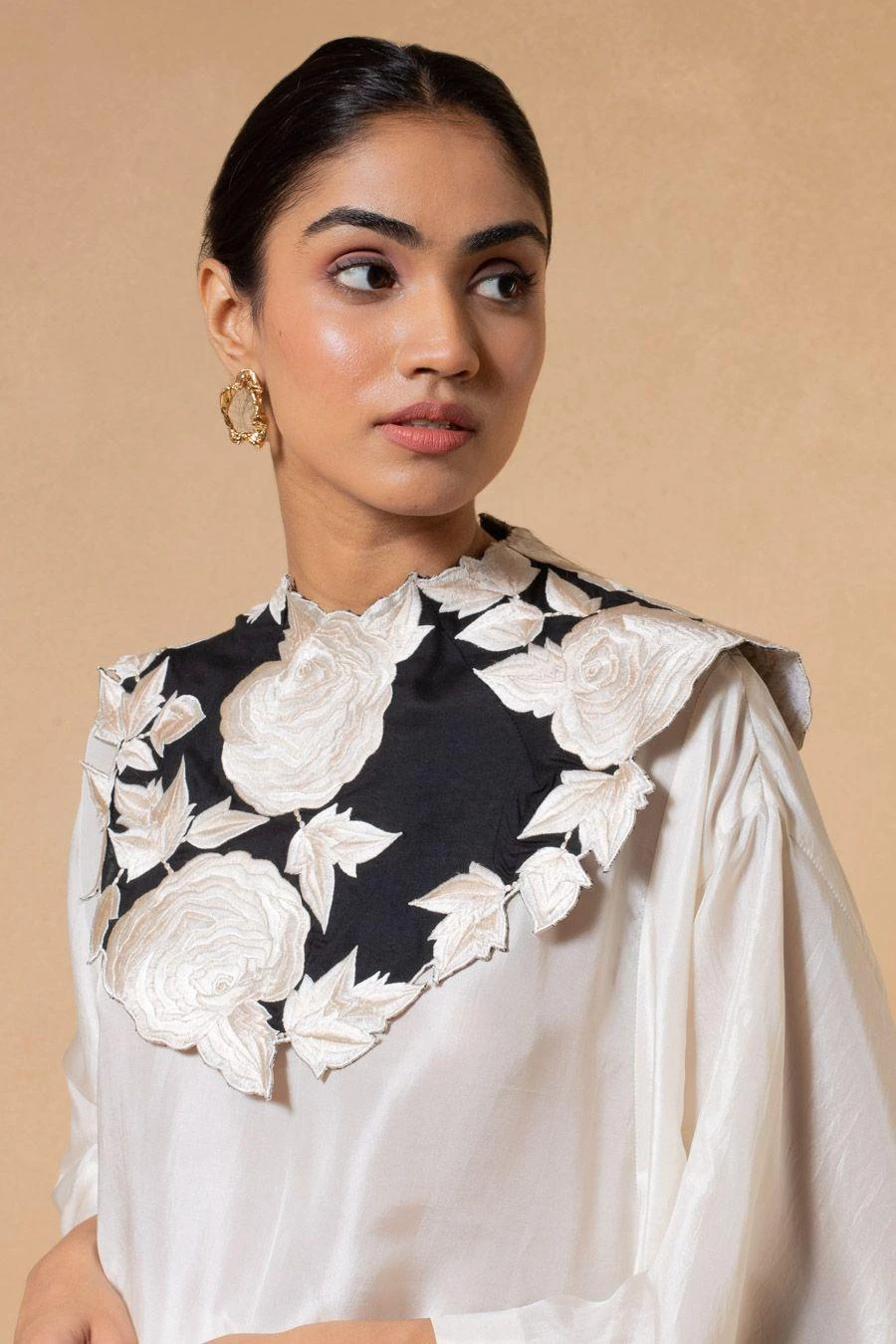 Aikeyah Reem Floral Embellished Cowl Kurta Set 6 Aikeyah Reem Floral Embellished Cowl Kurta Set - Image 4