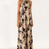 Studio RIGU Black Hazel Chic Floral Halter Dress -Textalux Sales 271223sr17 1