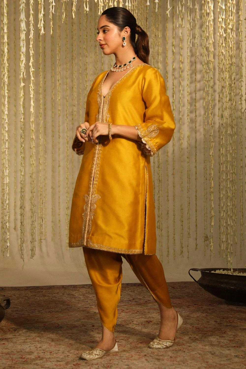 Sheetal Batra Umrah Glaze Mustard Kurta Set 4 Sheetal Batra Umrah Glaze Mustard Kurta Set - Image 2