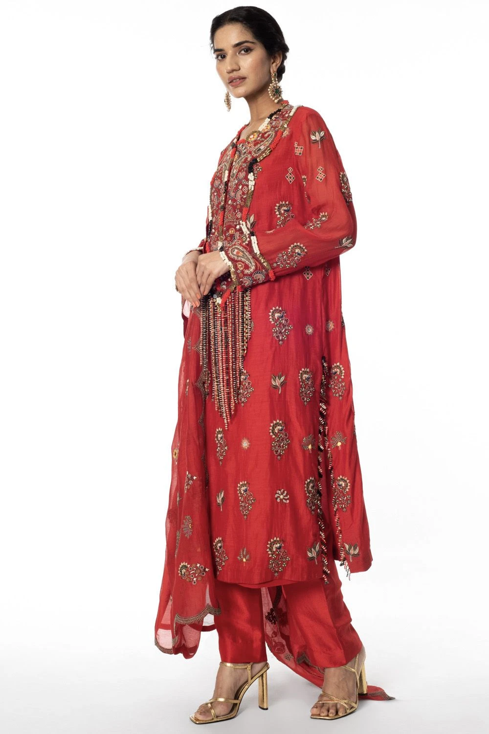 Anamika Khanna Red Embellished Kurta Set 5 Anamika Khanna Red Embellished Kurta Set - Image 3