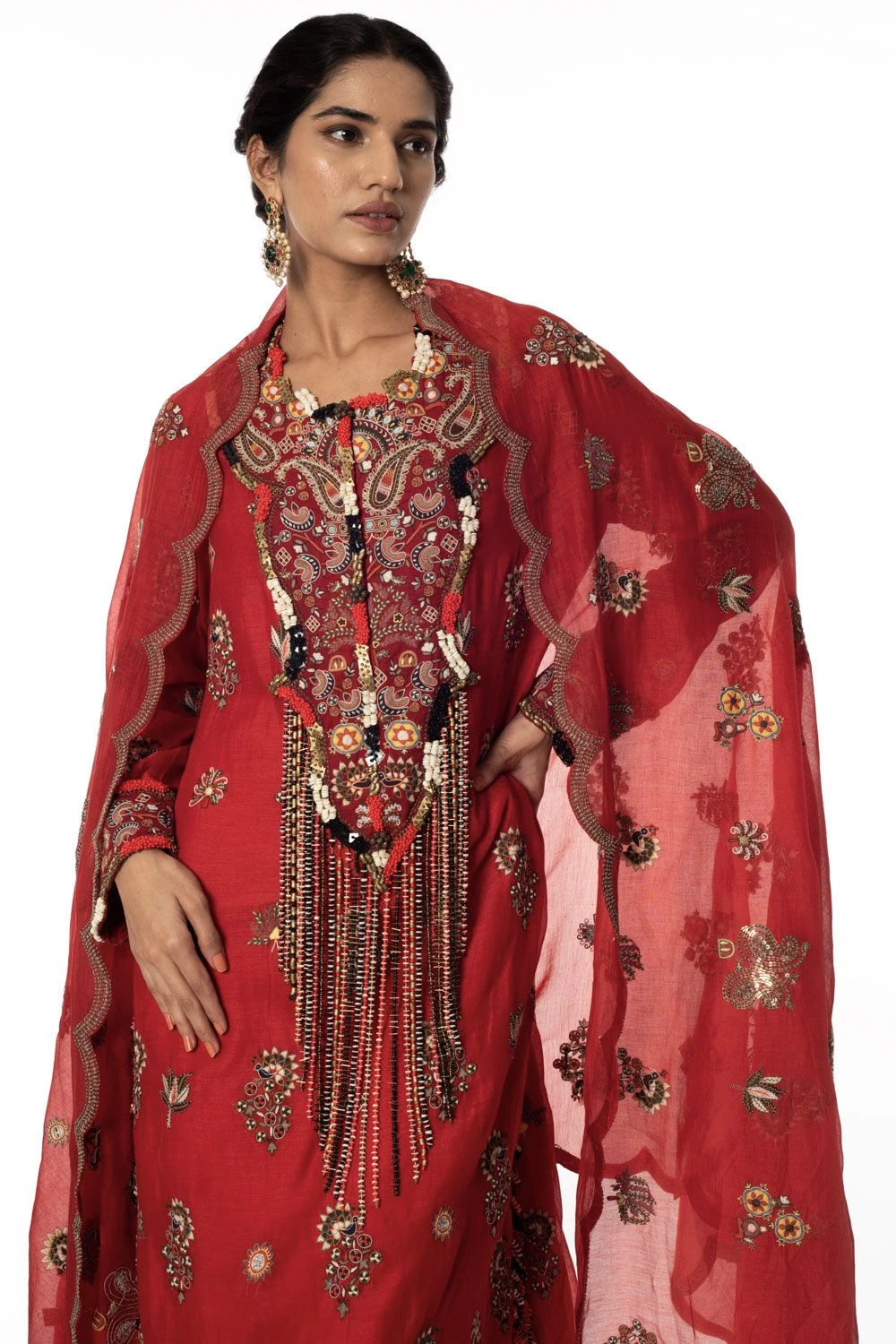 Anamika Khanna Red Embellished Kurta Set 6 Anamika Khanna Red Embellished Kurta Set - Image 4