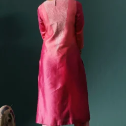Naina Jain Pink Bandhani Kurta Set 9 Naina Jain Pink Bandhani Kurta Set -Textalux Sales 29623nj3 4