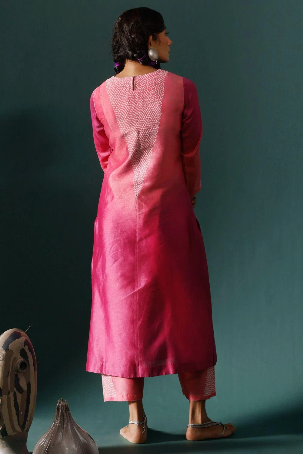 Naina Jain Pink Bandhani Kurta Set 6 Naina Jain Pink Bandhani Kurta Set - Image 4