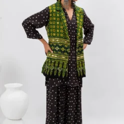 Prahnaaya Green Hand Embroidered Ajrakh Bundi Jacket Set -Textalux Sales 29923pa13 4