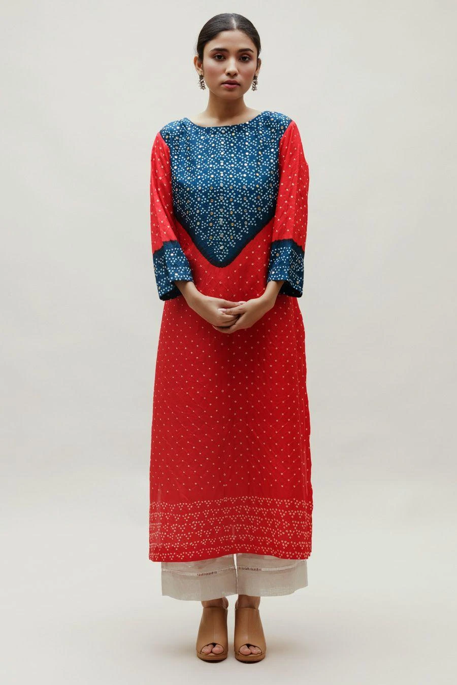 Naina Jain Red & Blue Pure Silk Bandhani Kurta 3 Naina Jain Red & Blue Pure Silk Bandhani Kurta
