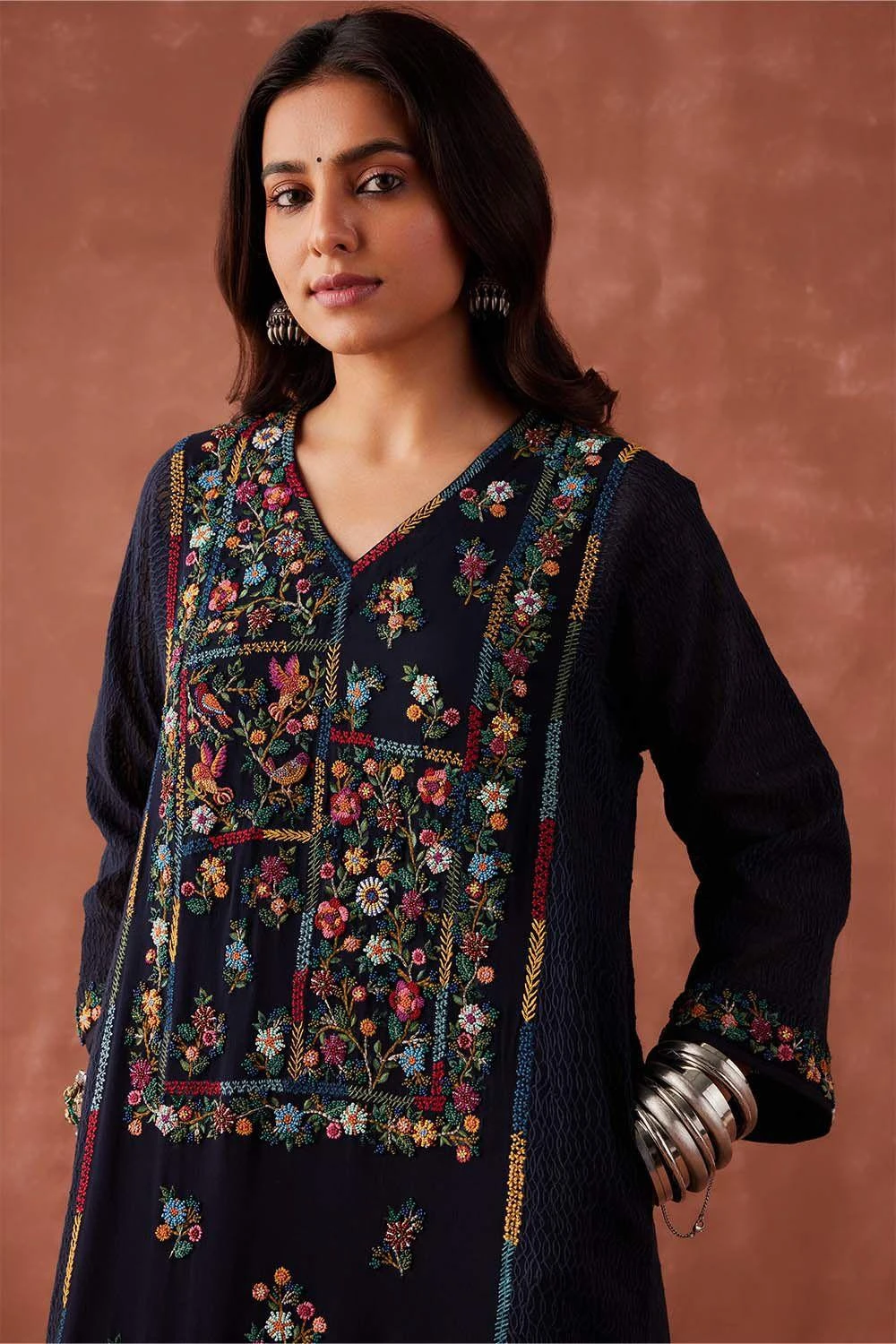 Sunira Designs Blue Dhaaga V-neck Phiran Kurta 4 Sunira Designs Blue Dhaaga V-neck Phiran Kurta - Image 2