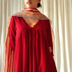 KORA Red Mirror Work Gathered Kurta Set 10 KORA Red Mirror Work Gathered Kurta Set -Textalux Sales 7623ka26 4