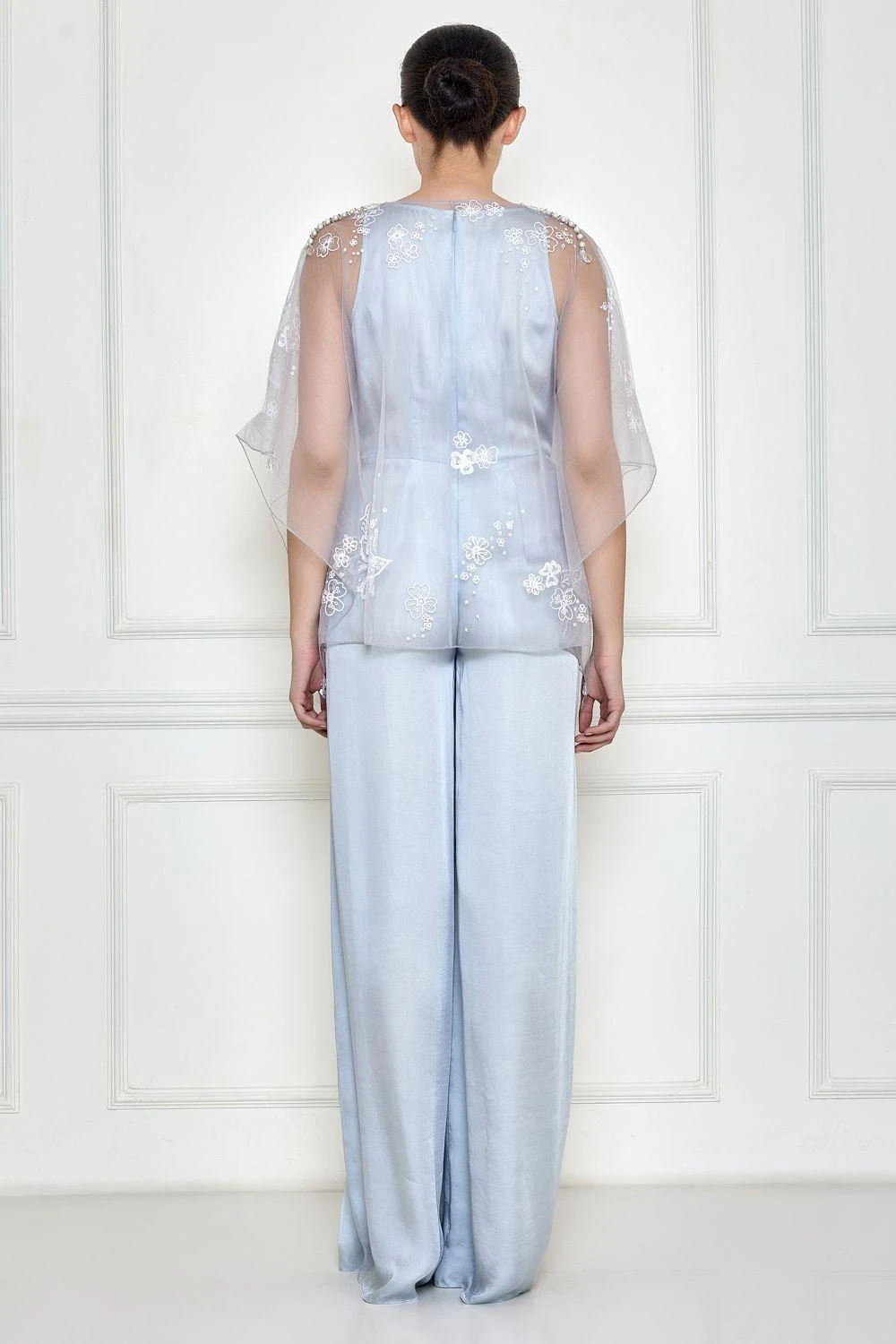 Dilnaz Ice Grey Sequinned Kaftan & Jumpsuit 5 Dilnaz Ice Grey Sequinned Kaftan & Jumpsuit - Image 3