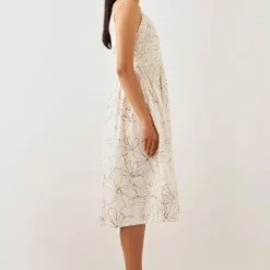 SNOB Off White Pleated Dress -Textalux Sales 91sn28 3