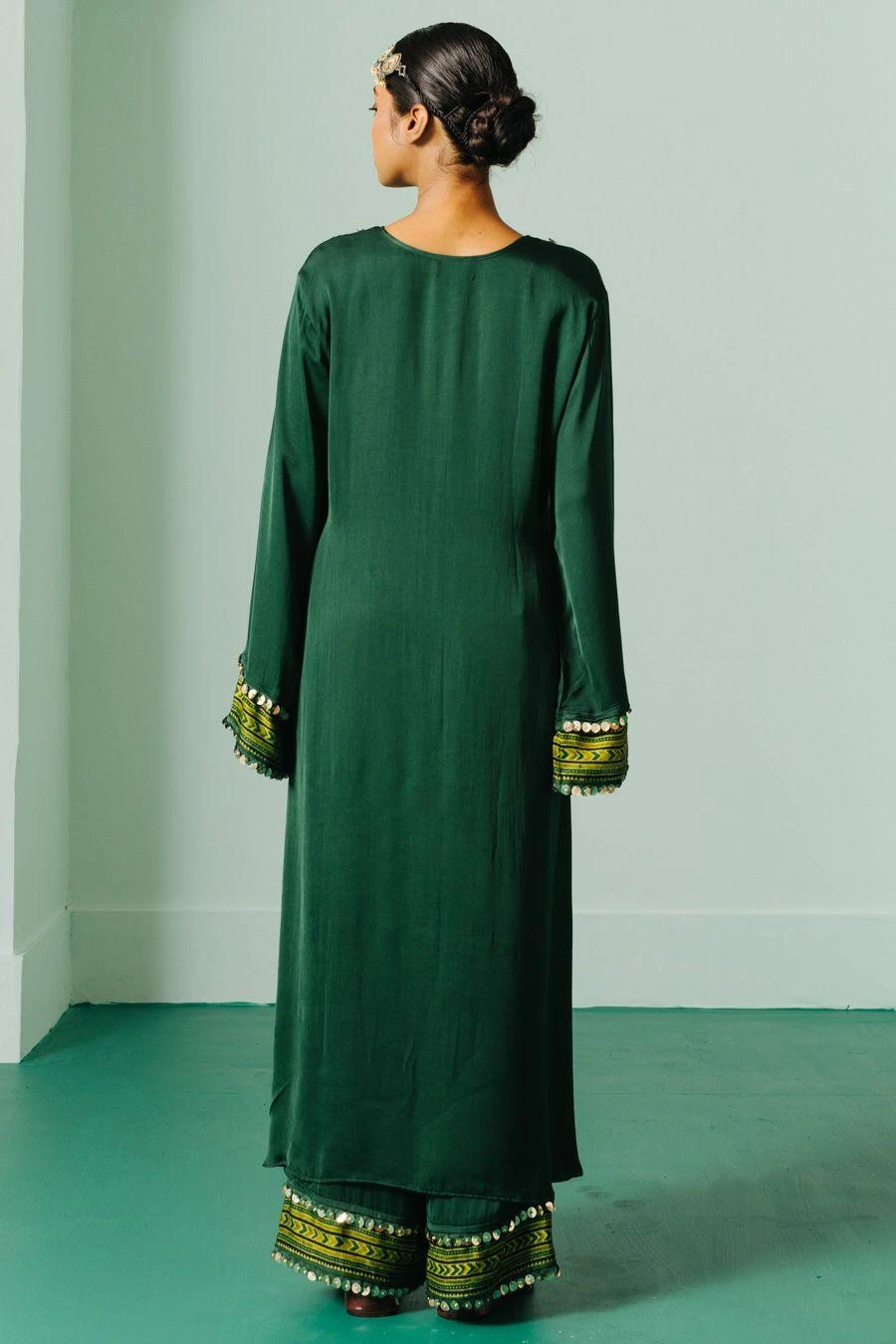 Prahnaaya Green Ajrakh Kurta Set 9 Prahnaaya Green Ajrakh Kurta Set - Image 7