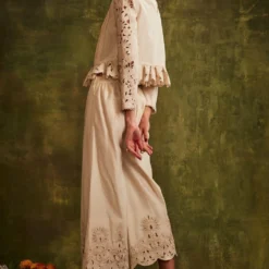 Chandrima Ivory Yoke Pleated Peplum Top -Textalux Sales cfw21t06 3