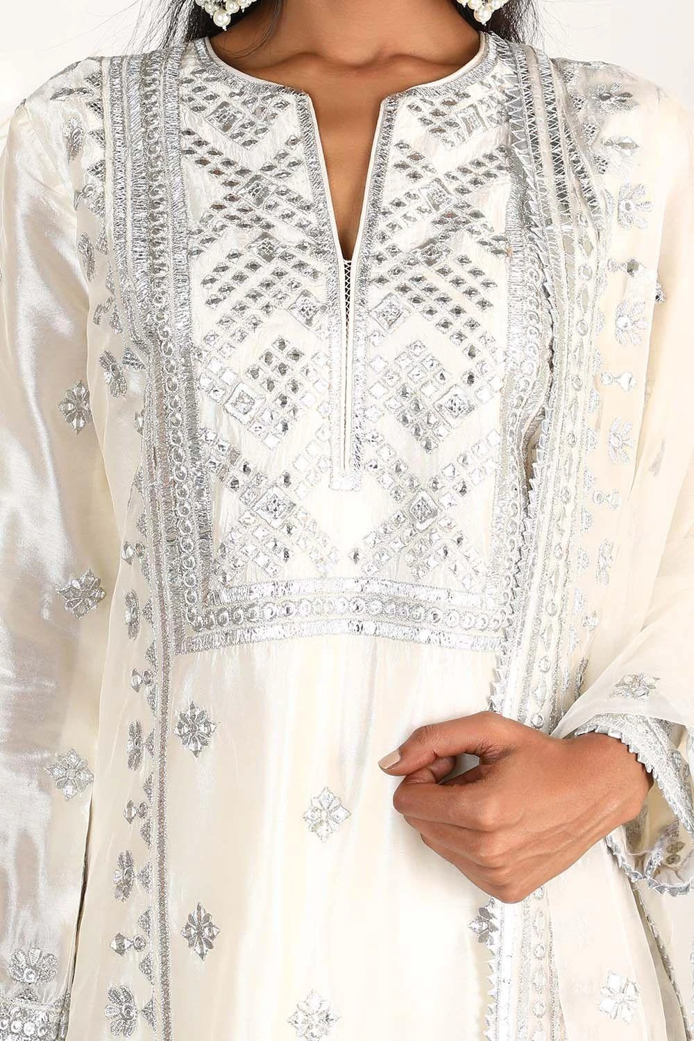 Gopi Vaid Ivory Embroidered & Embellished Anarkali Set 4 Gopi Vaid Ivory Embroidered & Embellished Anarkali Set - Image 2