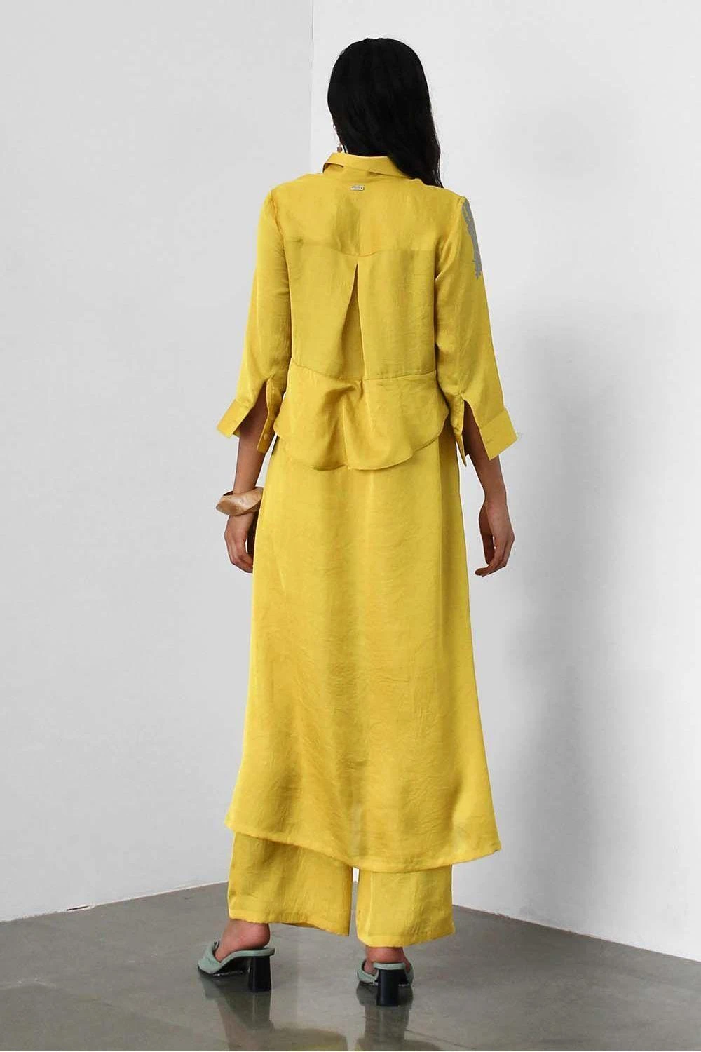 431-88 By Shweta Kapur Yellow Maxi Knot Kurta Set 4 431-88 By Shweta Kapur Yellow Maxi Knot Kurta Set - Image 2