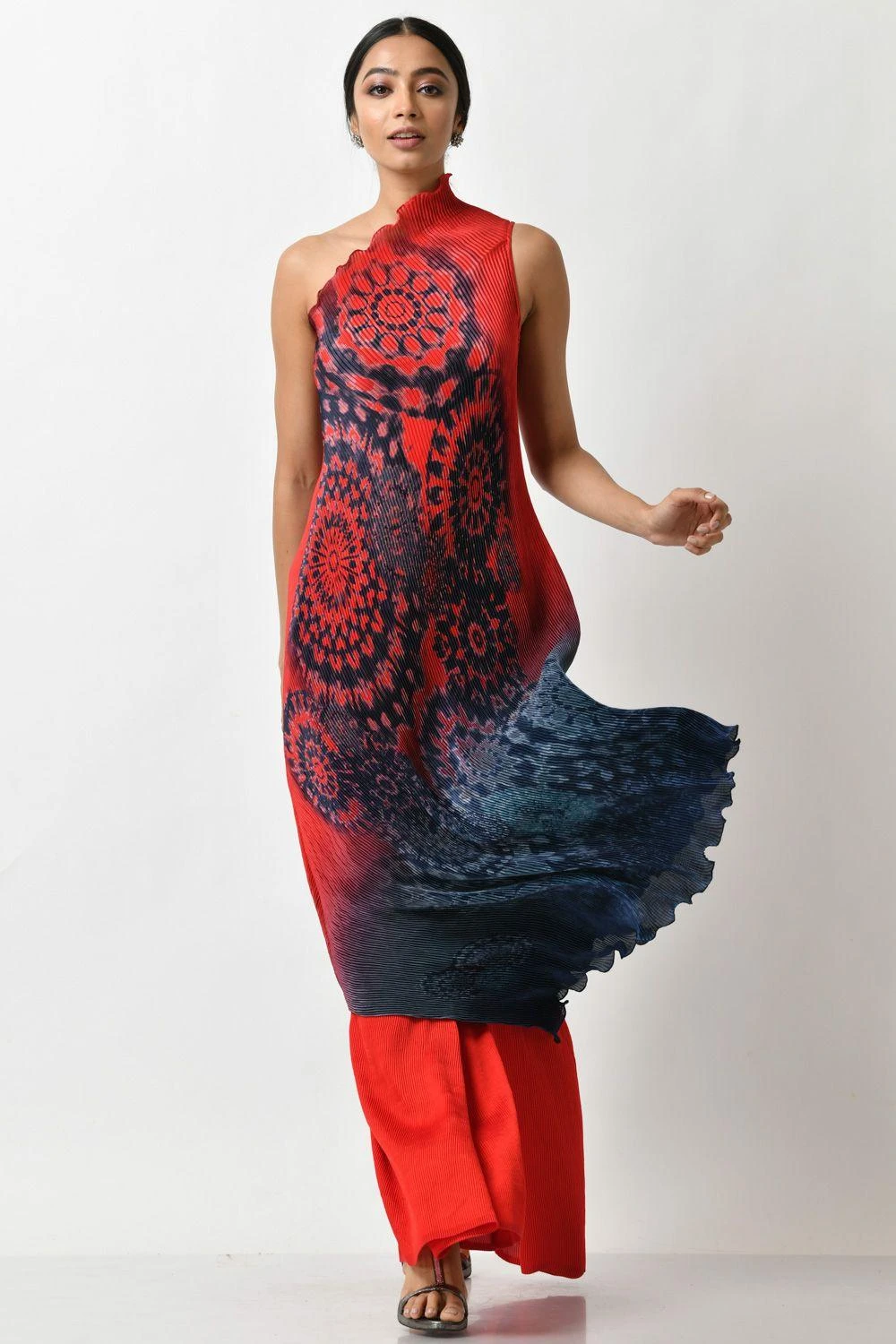 Kiran Uttam Ghosh Red Batik Print Pleated One Shoulder Dress 3 Kiran Uttam Ghosh Red Batik Print Pleated One Shoulder Dress