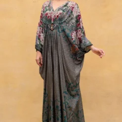 Rajdeep Ranawat Green Floral Embellished Kaftan -Textalux Sales r 32rr7 4