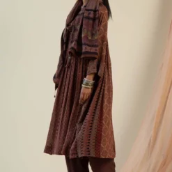 Sunira Designs Maroon Pintuck Pleated Kurta -Textalux Sales ss2138 2