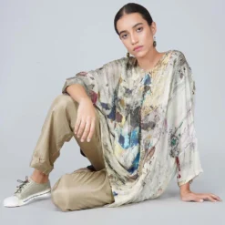 YAVI V Neck Cupro Printed Top -Textalux Sales yc10t 27 3